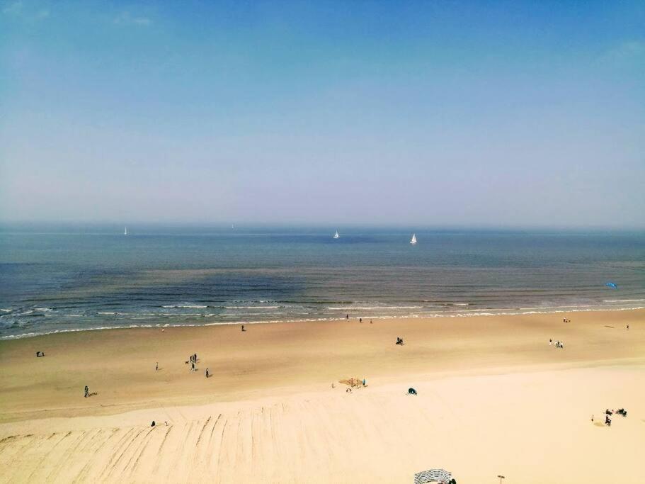 Lovely N° 9 Op Ieder Moment Een Prachtig Zeezicht & Zwembad Middelkerke Luaran gambar