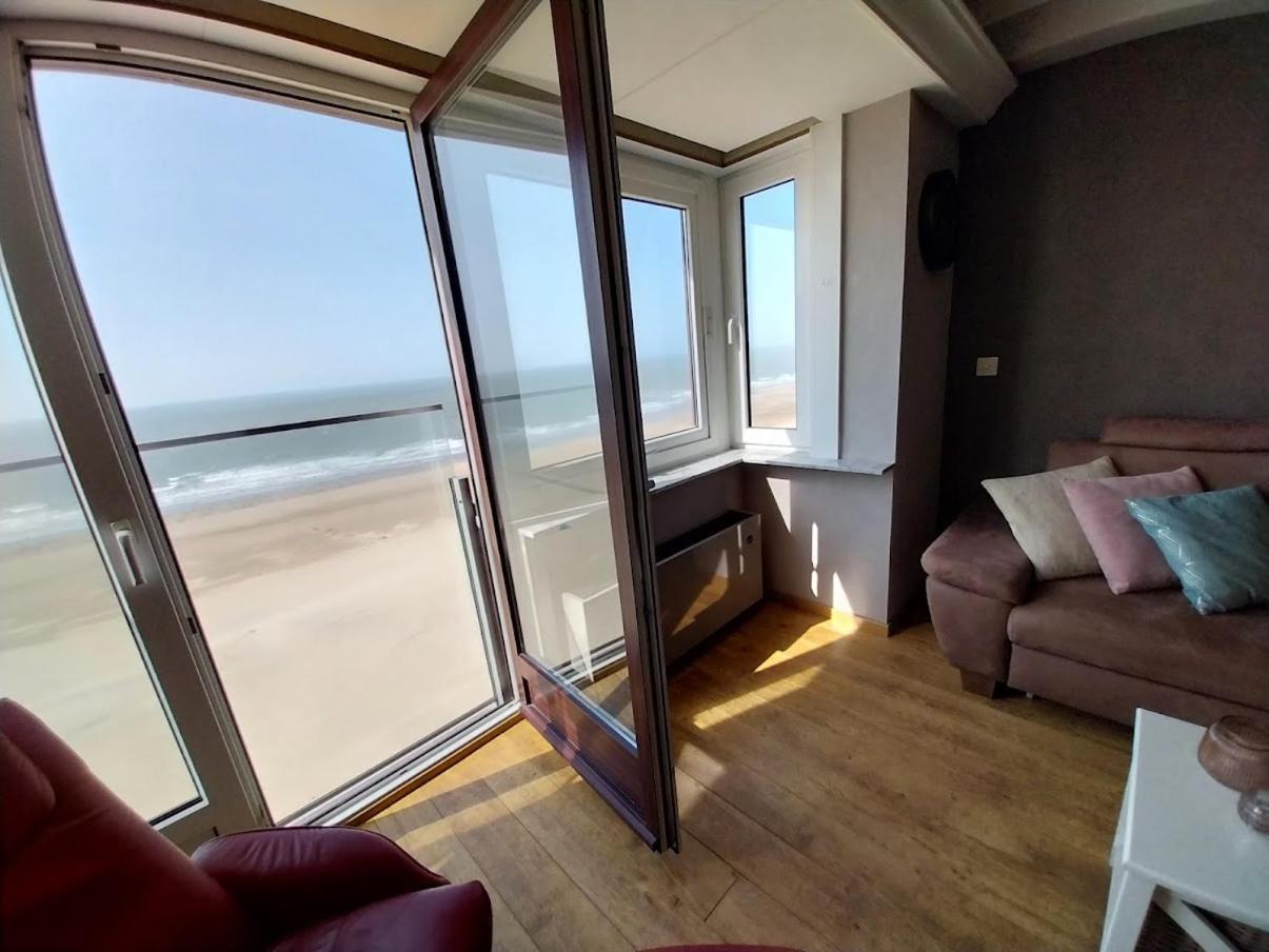 Lovely N° 9 Op Ieder Moment Een Prachtig Zeezicht & Zwembad Middelkerke Luaran gambar